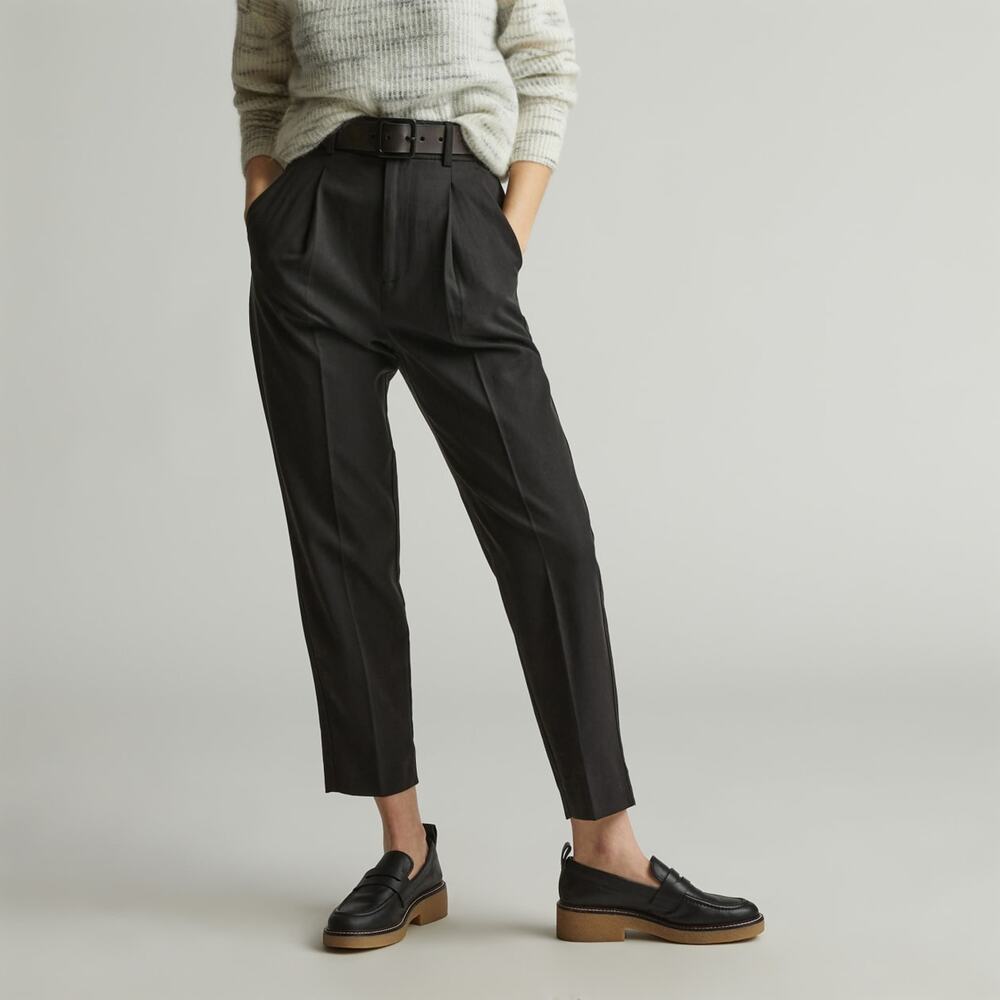 Everlane 'The Tencel' Black Way-High Taper Pant Size 2
